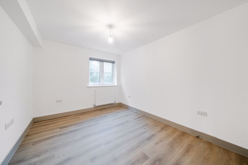 Bed 1- click for photo gallery